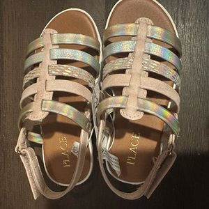 Brand new Children’s place toddler girls sandals size 9 $20